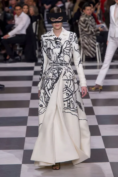 Look 59